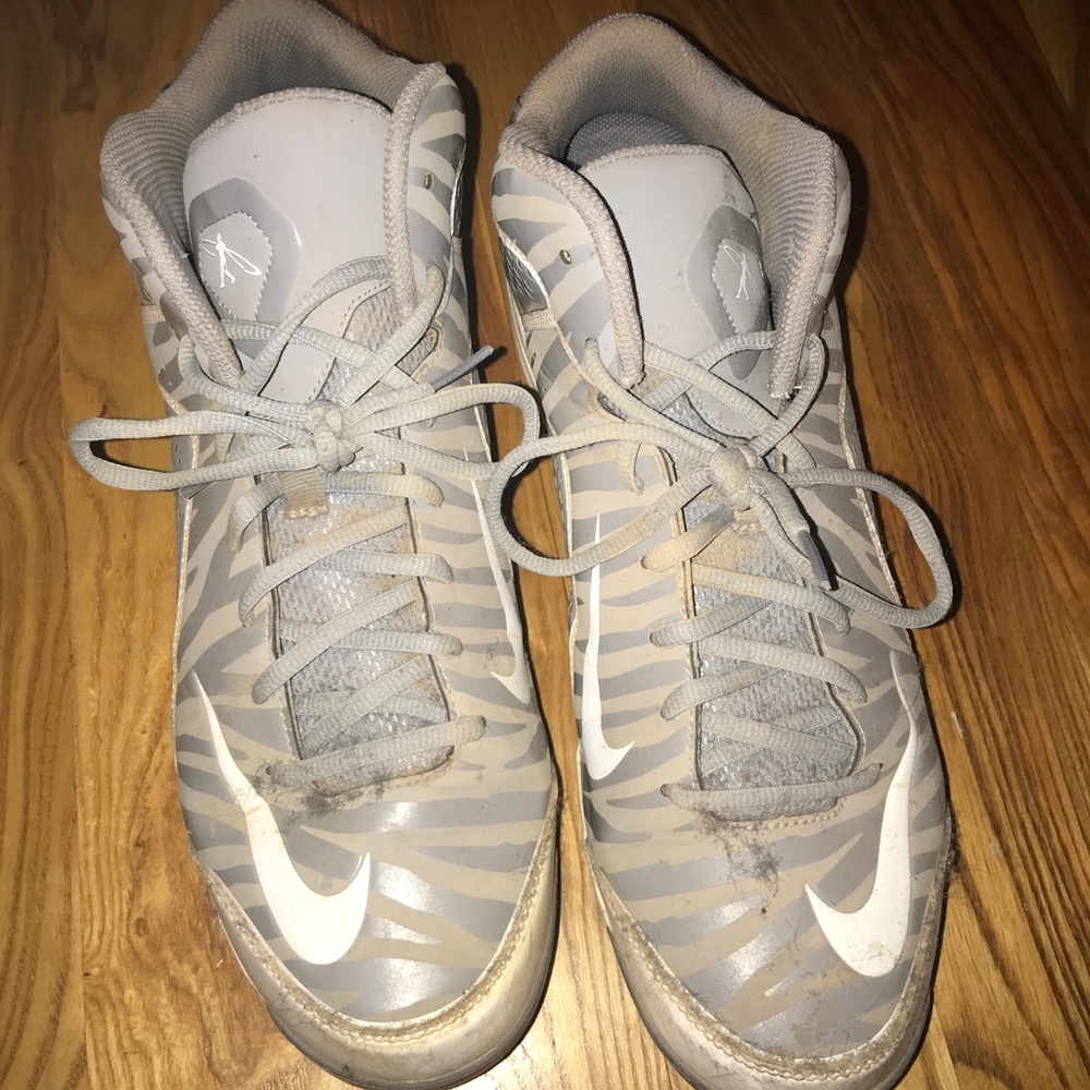 Nike cleats - Picture 1 of 4